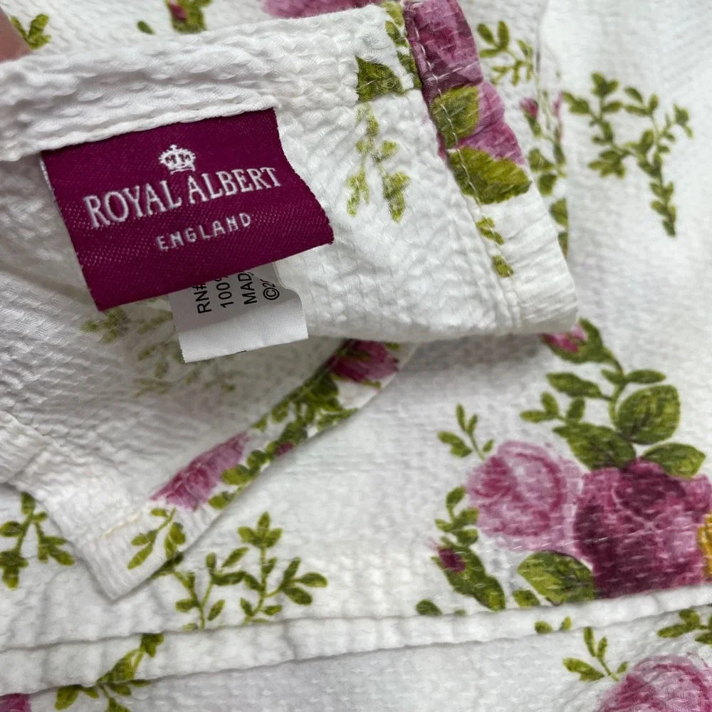 Royal Albert Floral Rose Cotton Tablecloth White Appox 56x96 Rectangular Cottage